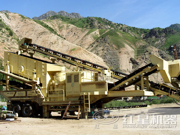 車載移動制砂機生產現(xiàn)場 車載移動制砂機生產現(xiàn)場