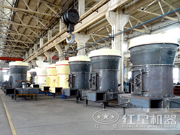 磨粉機(jī)生產(chǎn)車間 磨粉機(jī)生產(chǎn)車間