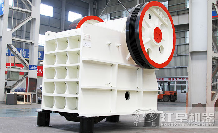 新型顎式破碎機 新型顎式破碎機