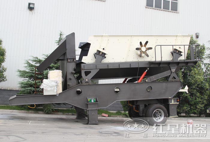 振動(dòng)篩沙機(jī)還是可移動(dòng)的好，流動(dòng)作業(yè)隨時(shí)轉(zhuǎn)場(chǎng)