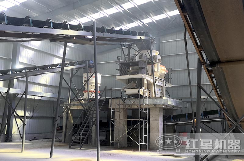 時(shí)產(chǎn)200噸花崗巖砂石生產(chǎn)線，符合環(huán)保標(biāo)準(zhǔn)