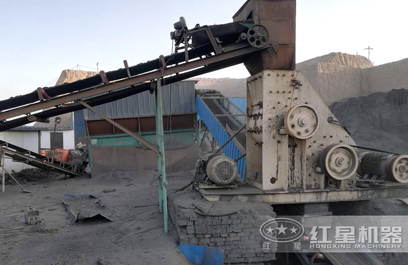 雙級破碎機輕松破碎濕料！設(shè)備型號參數(shù)介紹