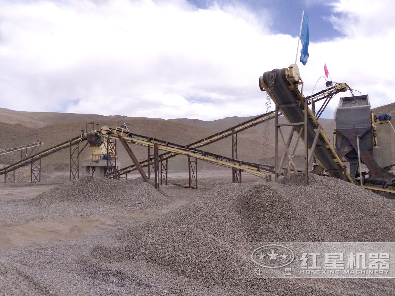 PF1007反擊式破碎機(jī)現(xiàn)場，出料粒形好