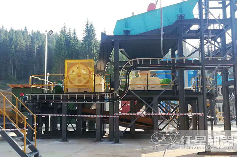 對輥制砂機工作現(xiàn)場圖片 對輥制砂機工作現(xiàn)場圖片