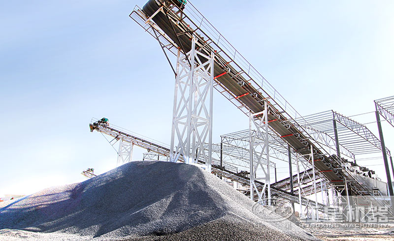 各大砂石場生產(chǎn)12、13石子，石子破碎機設備是關鍵