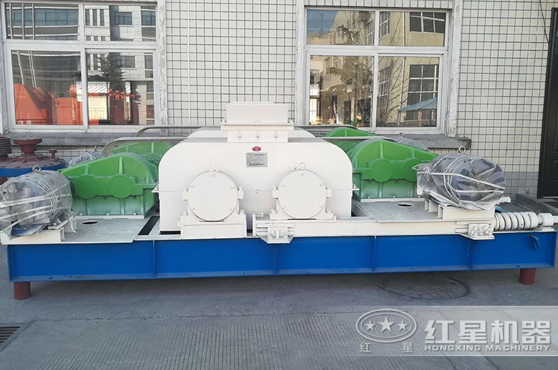 時(shí)產(chǎn)15噸小型制砂機(jī)多少錢(qián)一臺(tái)？圖片及型號(hào)