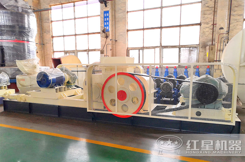 對輥式破碎機(jī)多少錢一臺？對輥式破碎機(jī)在生產(chǎn)線中的應(yīng)用