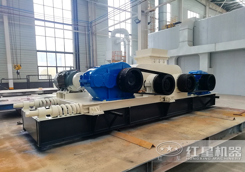 小型液壓對(duì)輥破碎機(jī)常用型號(hào)及價(jià)格，提供現(xiàn)場(chǎng)視頻