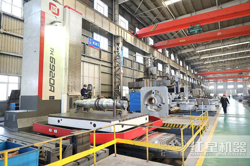 紅星機器生產(chǎn)車間，提供各種制沙洗砂設備